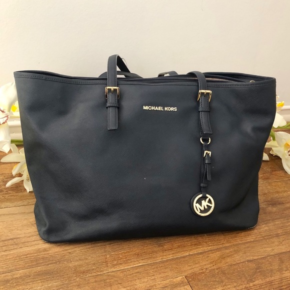 MICHAEL KORS | Navy Computer Tote - Picture 2 of 8